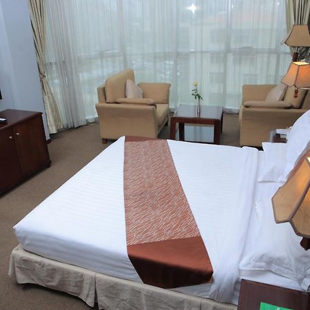 Debredamo Hotel Аддис-Абеба Екстер'єр фото